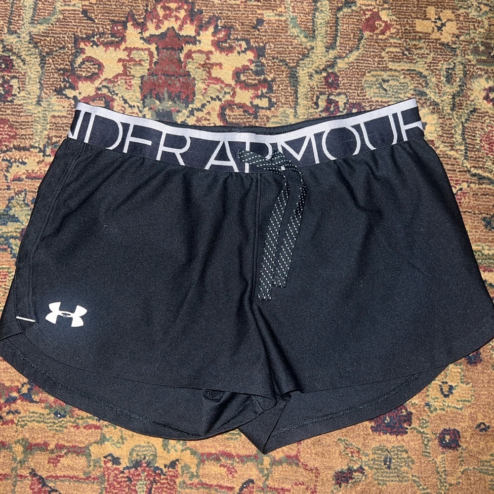 Under Armor Heat Gear Loose Unlined Shorts
